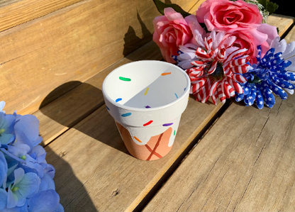 Vanilla Ice Cream Flower Pot 3.5in